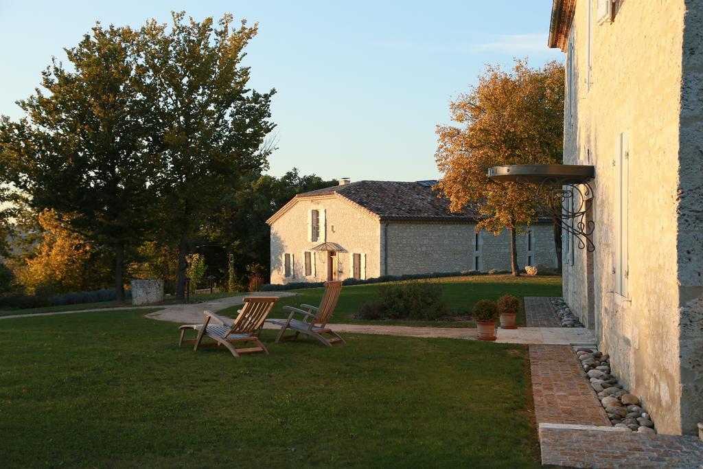 Chambres D'Hotes Domaine De Nazere Avezan Luaran gambar