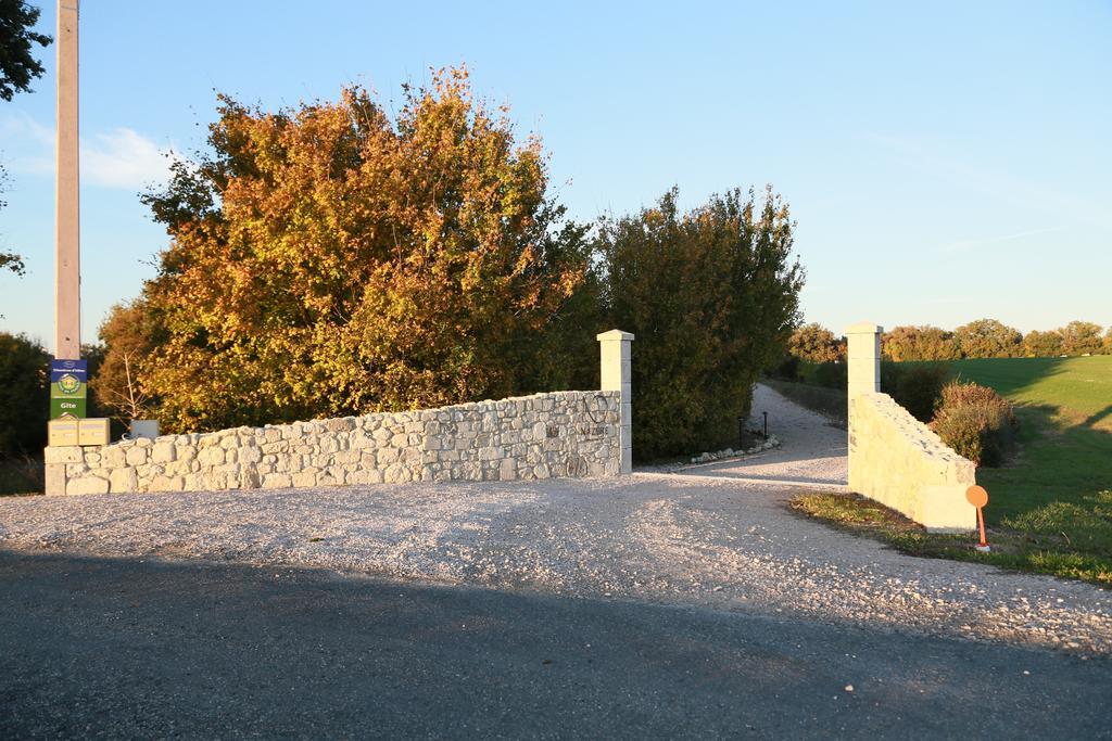 Chambres D'Hotes Domaine De Nazere Avezan Luaran gambar