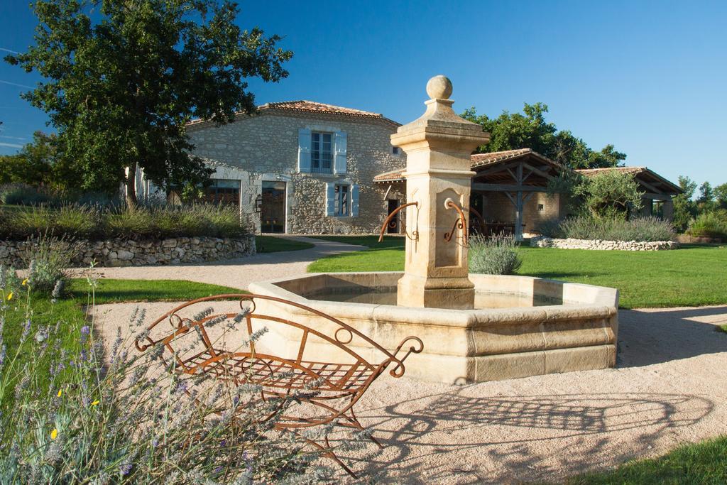 Chambres D'Hotes Domaine De Nazere Avezan Luaran gambar
