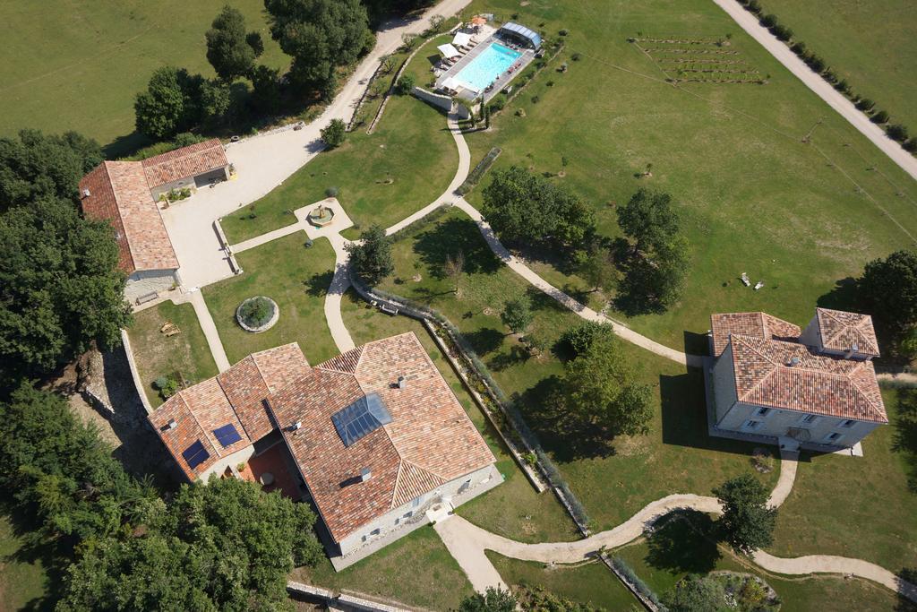 Chambres D'Hotes Domaine De Nazere Avezan Luaran gambar