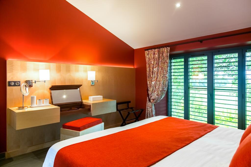 Chambres D'Hotes Domaine De Nazere Avezan Luaran gambar